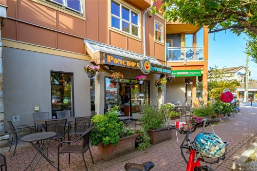 409-606 Goldstream Ave, Langford, BC - Outdoor