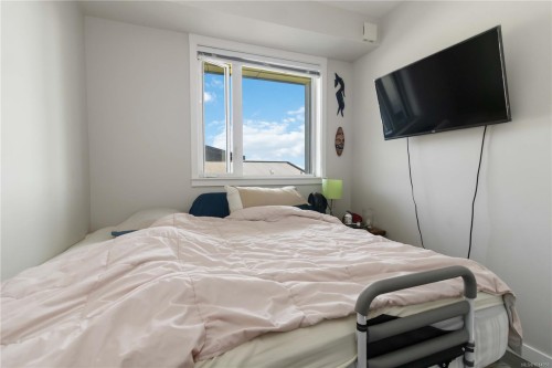 602-868 Orono Ave, Langford, BC - Indoor Photo Showing Bedroom