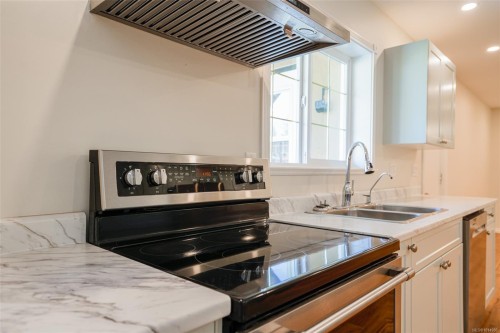 5953 Stuart Ave, Port Alberni, BC 