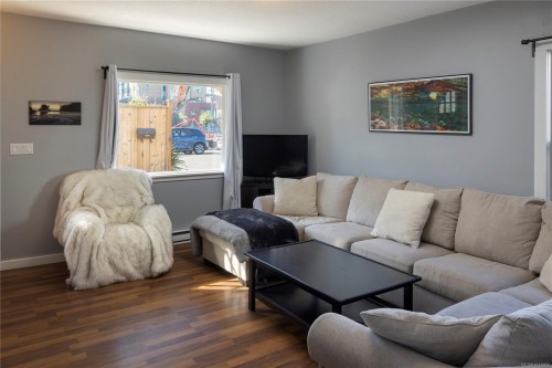 948 Mason St, Victoria, BC 