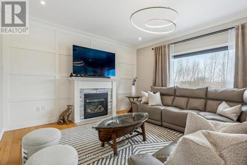264 Morden Drive, Shelburne, ON - Indoor Photo Showing Living Room With Fireplace