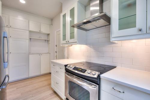 Kitchen - 6-388 Av. Olivier, Westmount, QC - Indoor Photo Showing Kitchen