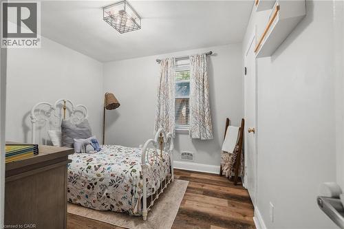 300 Melrose Avenue, Kitchener, ON - Indoor Photo Showing Bedroom