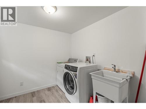 2039 Game Court, Armstrong, BC - Indoor Photo Showing Laundry Room