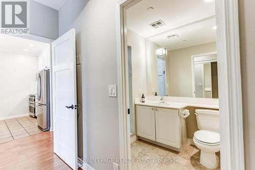 715 - 980 Yonge Street, Toronto, ON - Indoor Photo Showing Bathroom