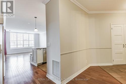 715 - 980 Yonge Street, Toronto, ON - Indoor Photo Showing Other Room