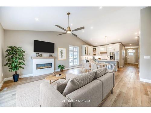 49-1633 Appletree Drive, Sarnia, ON 