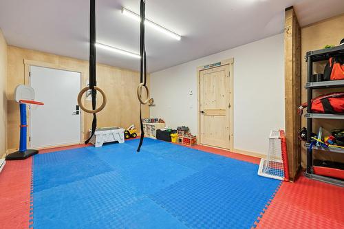 Salle de jeux - 43 Rue Ducharme, Shefford, QC - Indoor