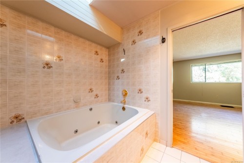 3521 Fairview Dr, Nanaimo, BC 