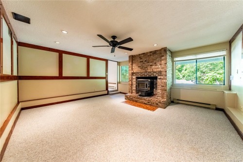 3521 Fairview Dr, Nanaimo, BC 