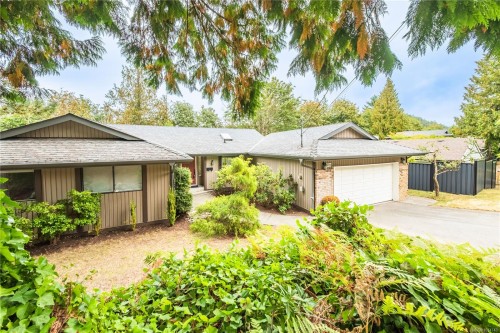 3521 Fairview Dr, Nanaimo, BC 