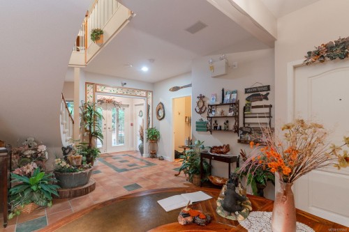 5895 River Rd, Port Alberni, BC 