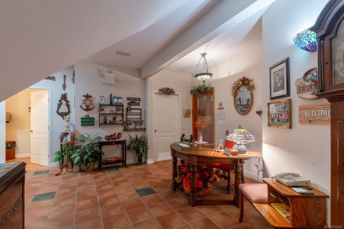 5895 River Rd, Port Alberni, BC 