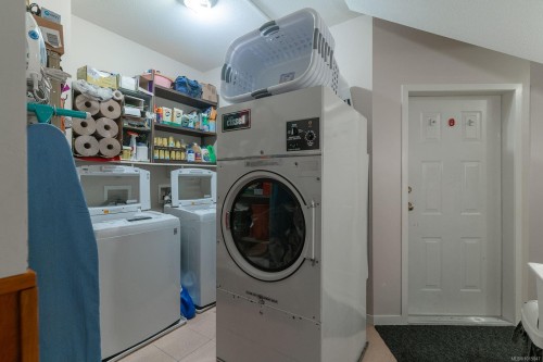 5895 River Rd, Port Alberni, BC 