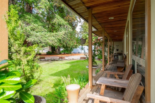 5895 River Rd, Port Alberni, BC 