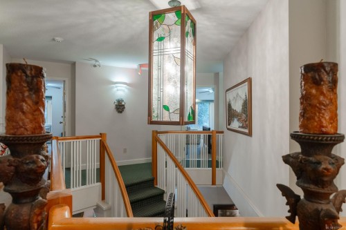 5895 River Rd, Port Alberni, BC 