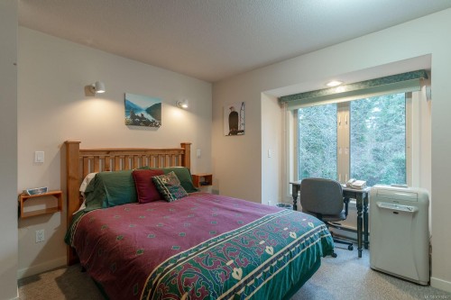 5895 River Rd, Port Alberni, BC 