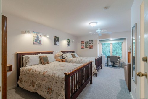 5895 River Rd, Port Alberni, BC 