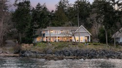 2616 Queenswood Lane  Saanich, BC V8N 1X5