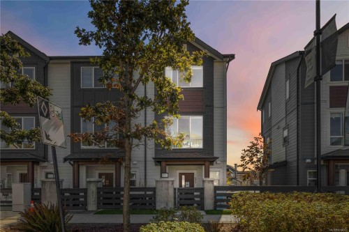 70-368 Tradewinds Ave, Colwood, BC 