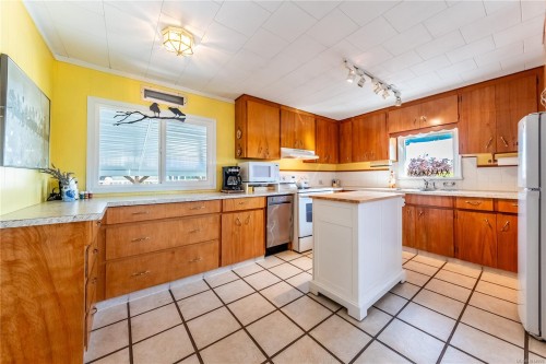 7-10980 Westdowne Rd, Ladysmith, BC 