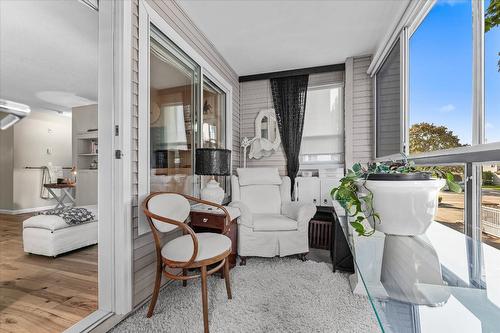 103-980 Glenwood Avenue, Kelowna, BC -  With Exterior