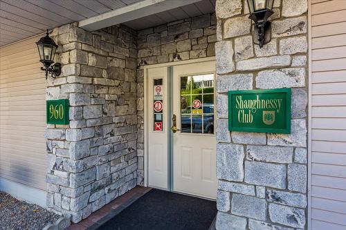 103-980 Glenwood Avenue, Kelowna, BC - Outdoor With Exterior