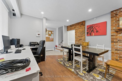 338 Trinity Church Road, Hamilton, ON 