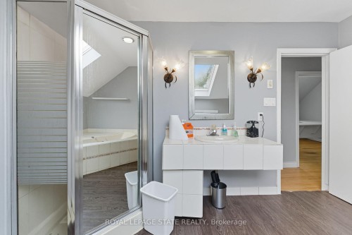 338 Trinity Church Road, Hamilton, ON 