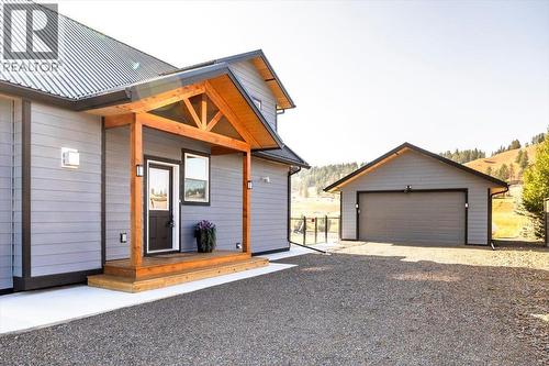 1643 Koocanusa Lake Drive, Lake Koocanusa, BC - Outdoor With Exterior