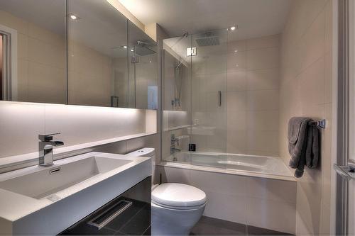Bathroom - 703-288 Rue Ann, Montréal (Le Sud-Ouest), QC - Indoor Photo Showing Bathroom