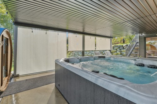 Spa - 31 Ch. De L'Altitude, Saint-Côme, QC -  Photo Showing Other Room