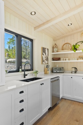 Cuisine - 31 Ch. De L'Altitude, Saint-Côme, QC - Indoor Photo Showing Kitchen With Double Sink