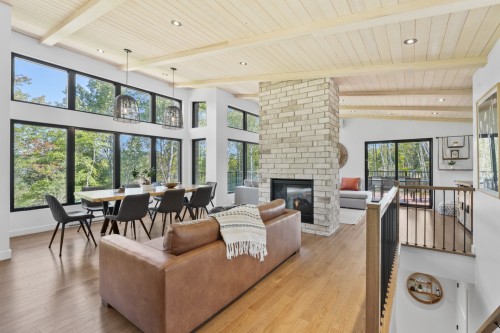 Vue d'ensemble - 31 Ch. De L'Altitude, Saint-Côme, QC - Indoor With Fireplace