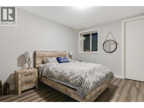 761 Highpointe Lane, Kelowna, BC - Indoor Photo Showing Bedroom
