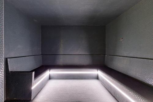 Sauna - 2303-1050 Rue Drummond, Montréal (Ville-Marie), QC - Indoor Photo Showing Other Room