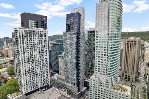 Aerial photo - 2303-1050 Rue Drummond, Montréal (Ville-Marie), QC - Outdoor With Facade