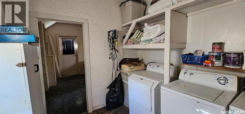 121 4Th Avenue E, Kelvington, SK - Indoor Photo Showing Laundry Room