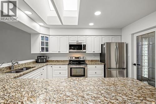 931 Crown Isle Dr, Courtenay, BC - Indoor Photo Showing Kitchen With Double Sink