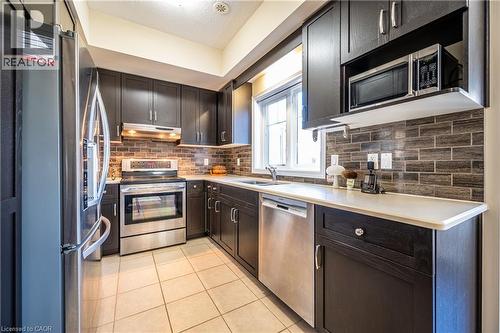 70 Willowrun Drive Unit# B2, Kitchener, ON - Indoor Photo Showing Kitchen With Stainless Steel Kitchen With Double Sink