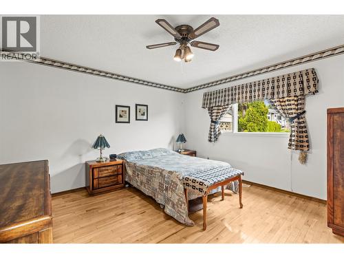 8804 Fitzmaurice Lane, Vernon, BC - Indoor Photo Showing Bedroom