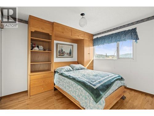 8804 Fitzmaurice Lane, Vernon, BC - Indoor Photo Showing Bedroom