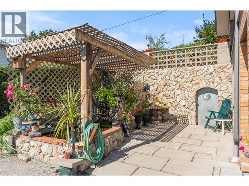 8804 Fitzmaurice Lane, Vernon, BC - Outdoor