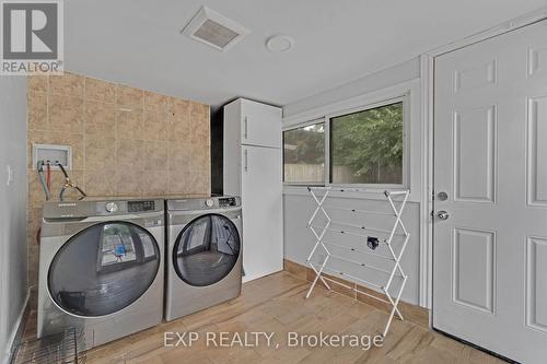 23 Lyndhurst Street, Hamilton, ON - Indoor Photo Showing Laundry Room