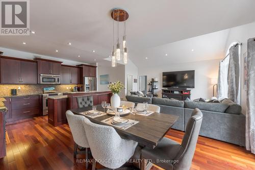 145 Homewood Avenue, Trent Hills, ON - Indoor Photo Showing Dining Room