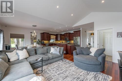 145 Homewood Avenue, Trent Hills, ON - Indoor Photo Showing Living Room