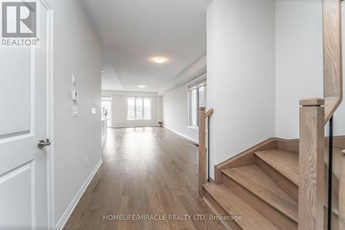 64 Phoenix Boulevard, Barrie, ON - Indoor Photo Showing Other Room