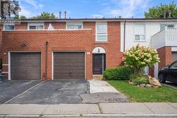 31 - 3430 BRANDON GATE DRIVE  Mississauga, ON L4T 3T4