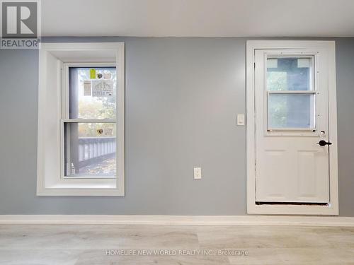 11 Maple Street, Oshawa, ON - Indoor Photo Showing Other Room