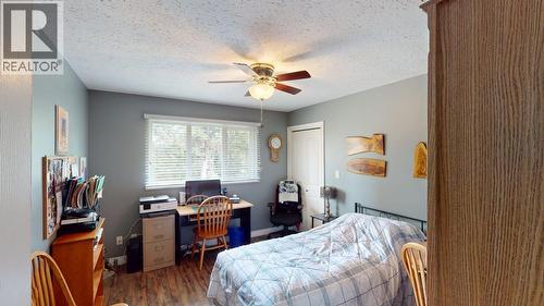 5270 Mackay Crescent, 100 Mile House, BC - Indoor Photo Showing Bedroom